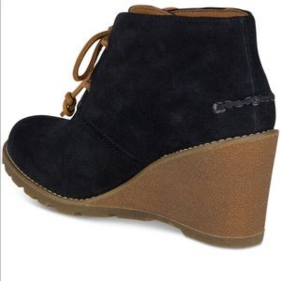 Sperry Top-Sider Stella Prow Suede Ankle Booties in Black & Tan - Size 8M - Picture 13 of 16